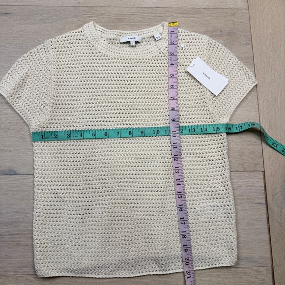 Vince Short Sleeve Crochet Top - Picture 5 of 8